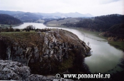 Lacul Zăton